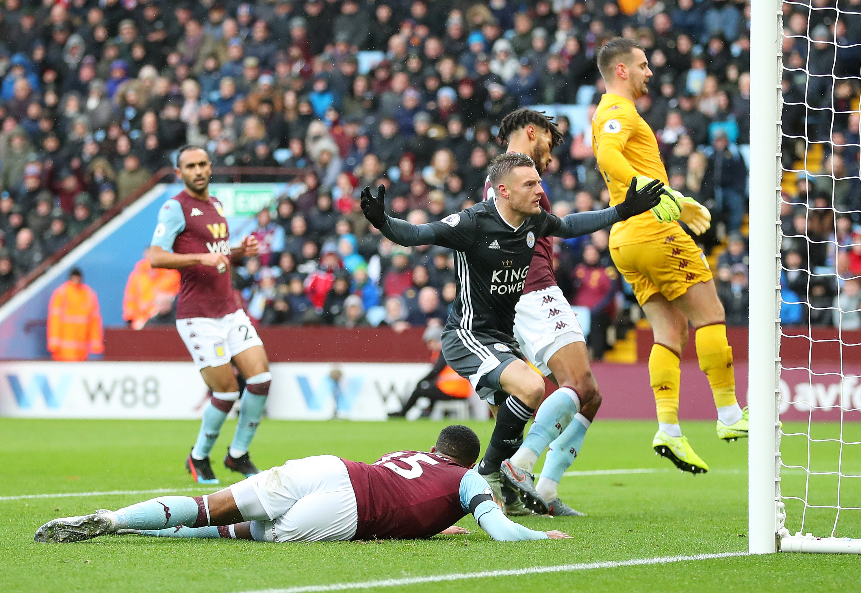 獅吼女足主 獅吼女足主