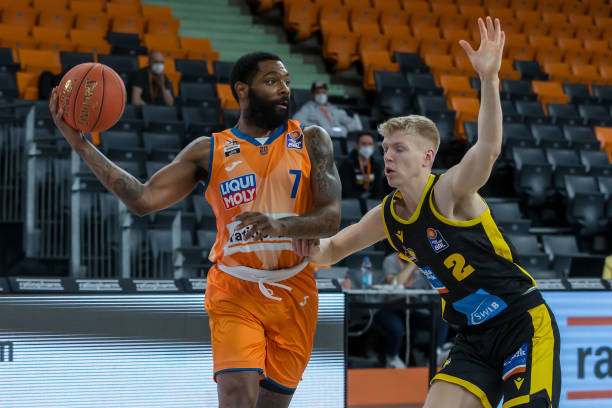 可以和年轻 可以和年轻